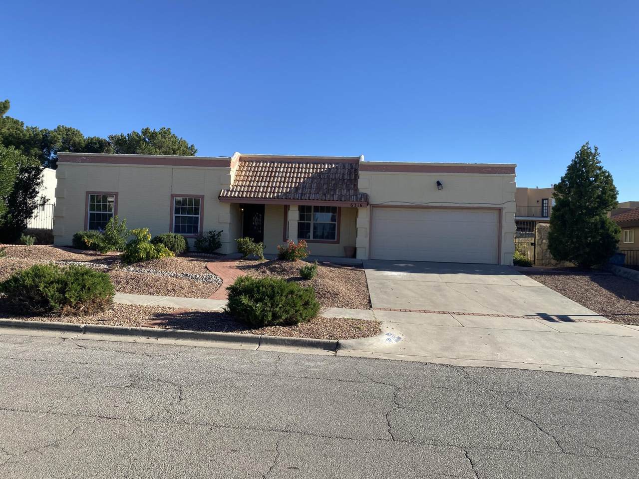 6316 Brisa Del Mar Drive - Photo 1
