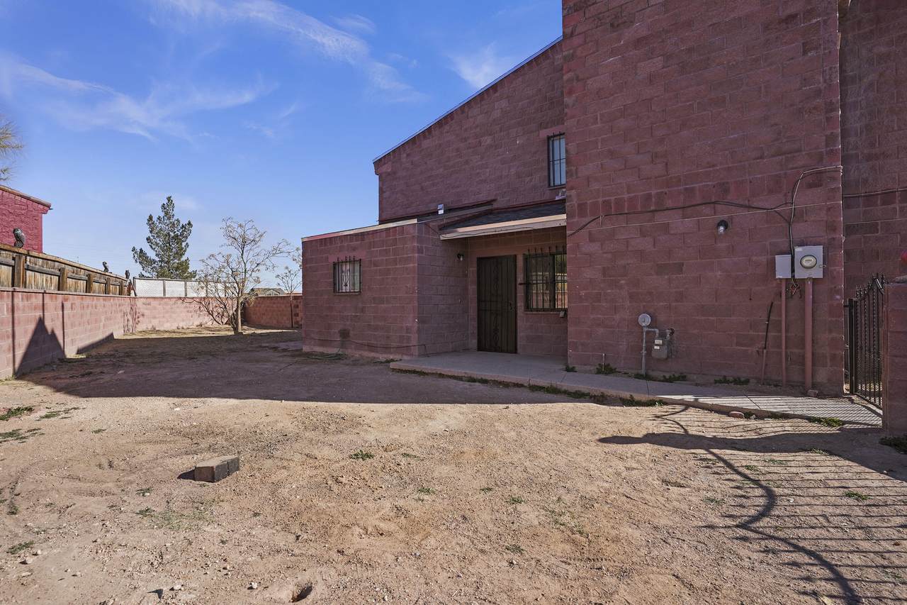 3622 Oasis Drive - Photo 1