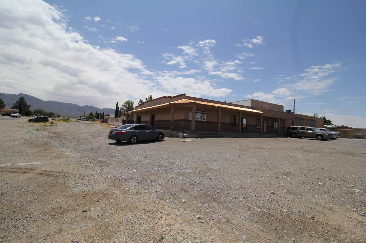 1102 Westway Boulevard - Photo 1