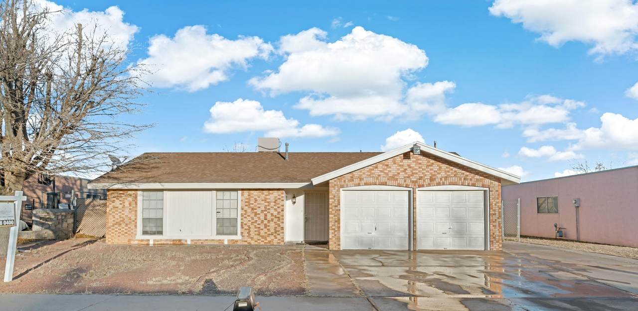 1588 Catham Circle - Photo 1