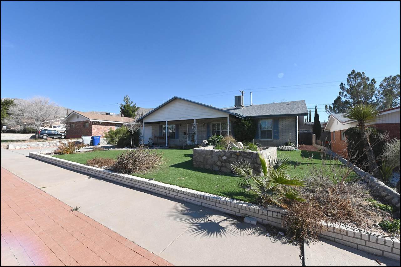 220 Stratus Road - Photo 1