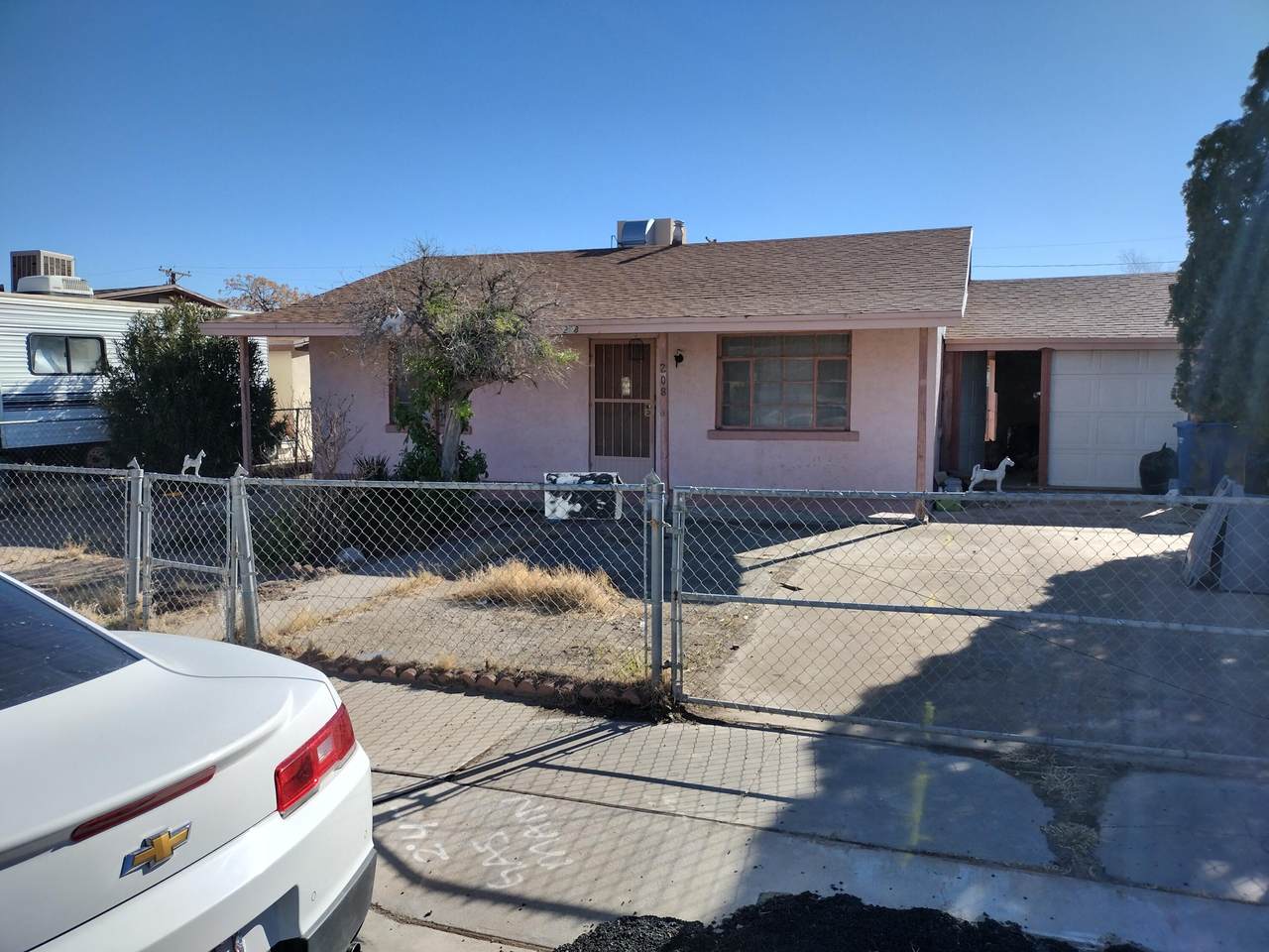 208 Red Robin Drive - Photo 1