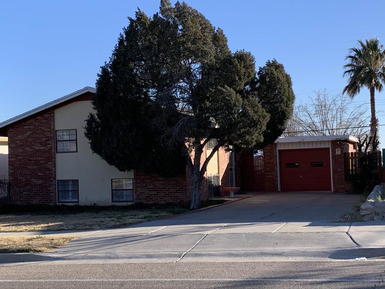 3004 Van Buren Avenue - Photo 1