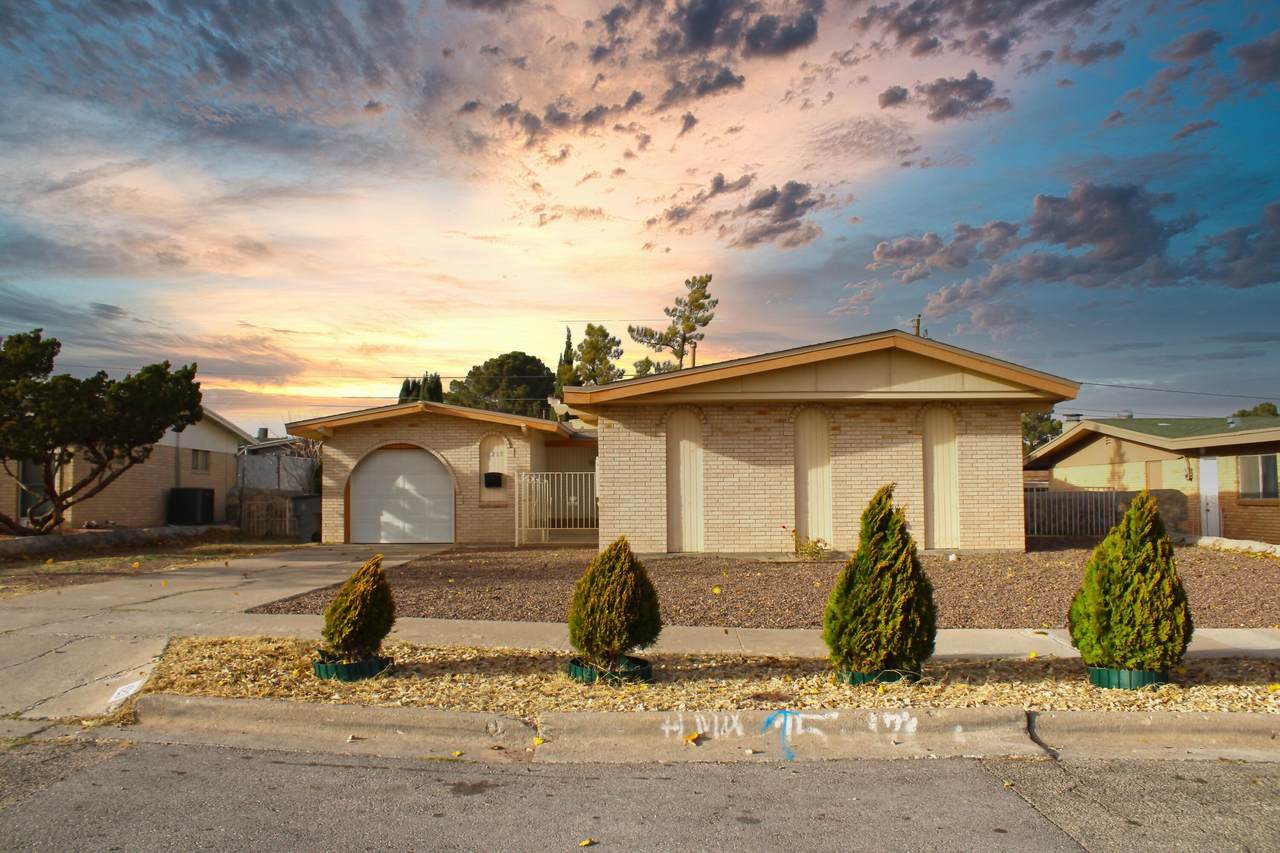 10213 Ashwood Drive - Photo 1