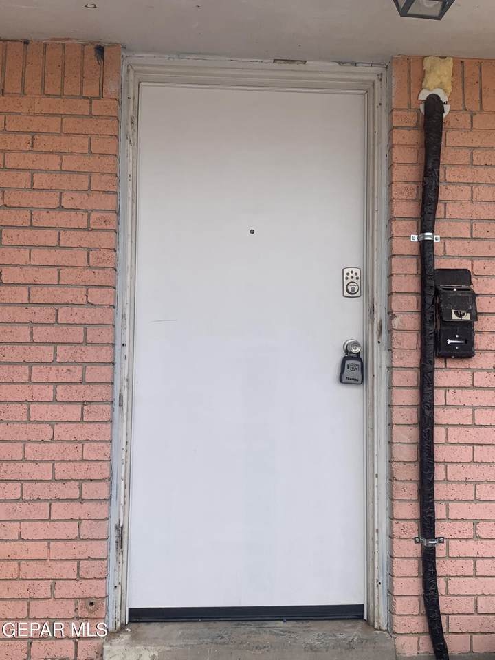 3910 Leavell Avenue - Photo 1