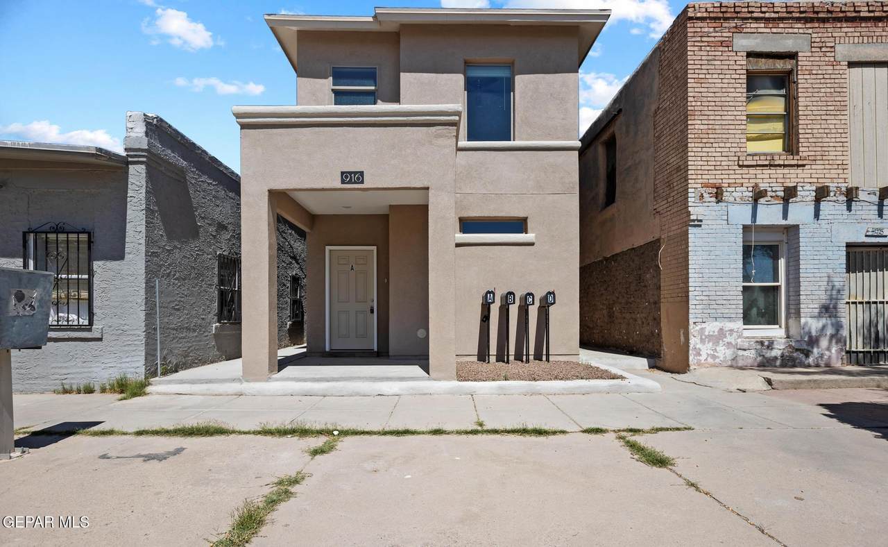 916 St. Vrain Street - Photo 1