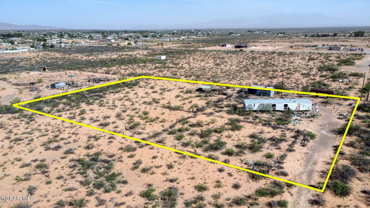1760 Hueco Street - Photo 1
