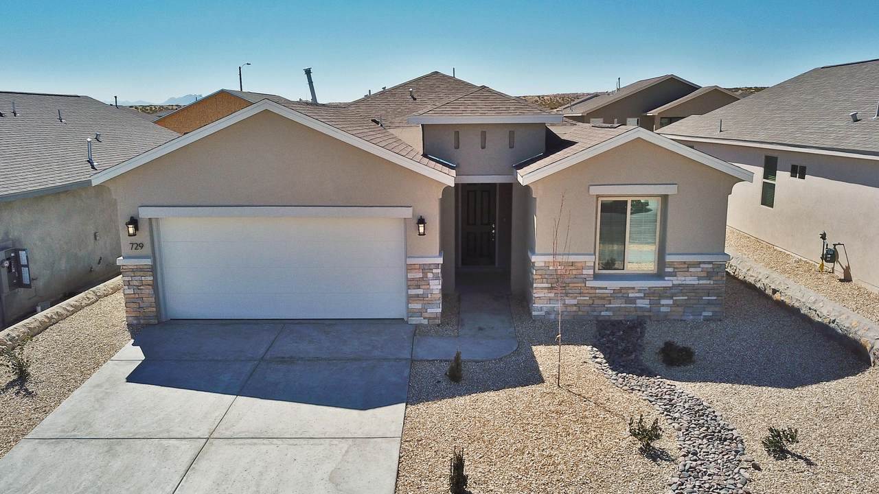 729 Calle Escondida - Photo 1