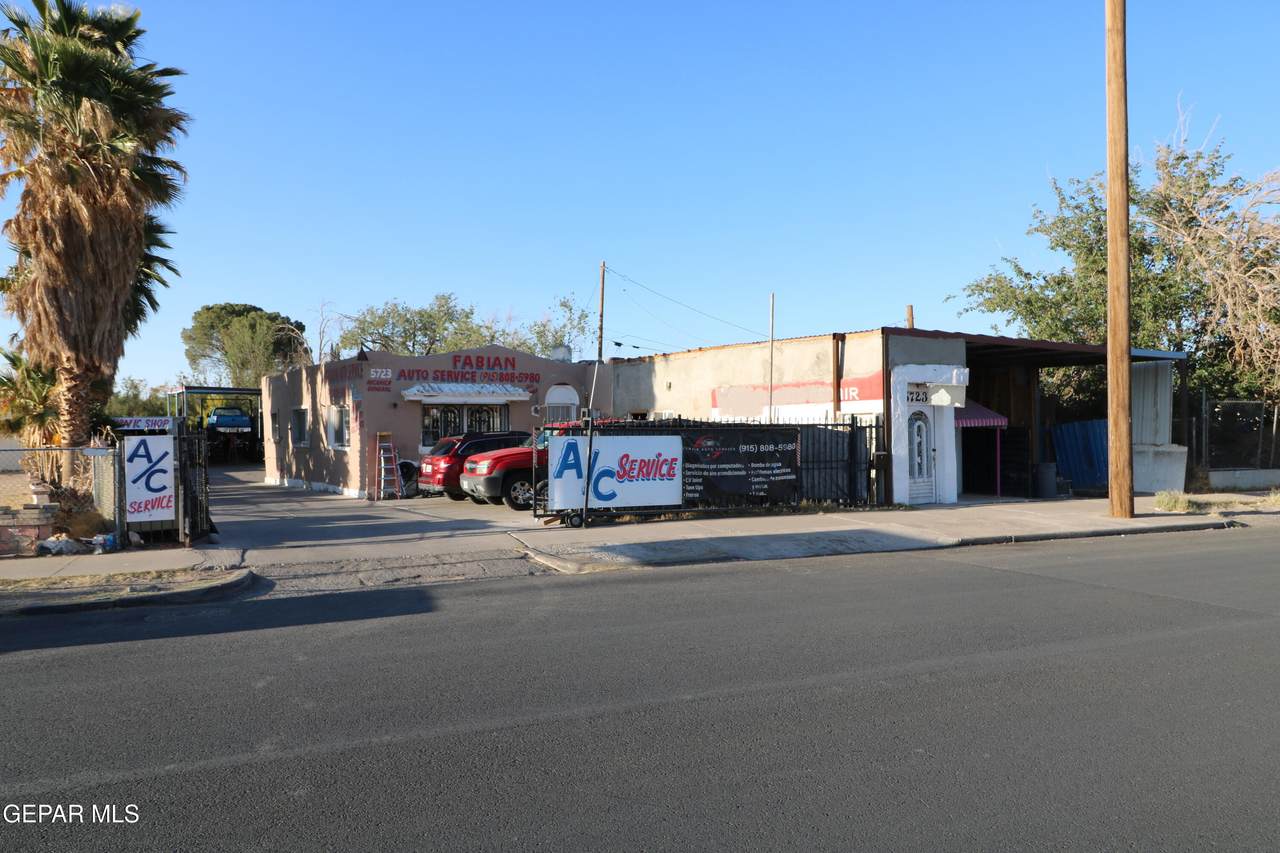 5723 Alameda Avenue - Photo 1