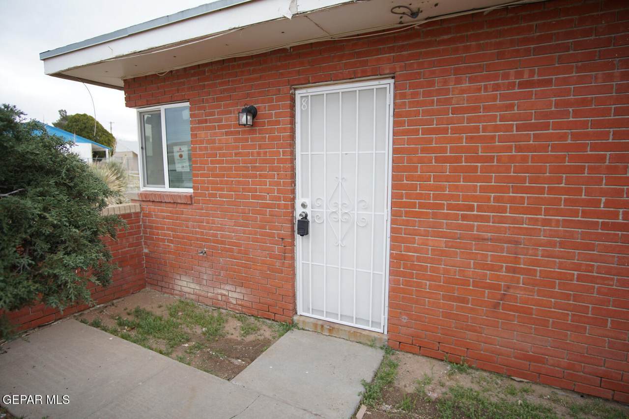 1421 Saint Johns Drive - Photo 1