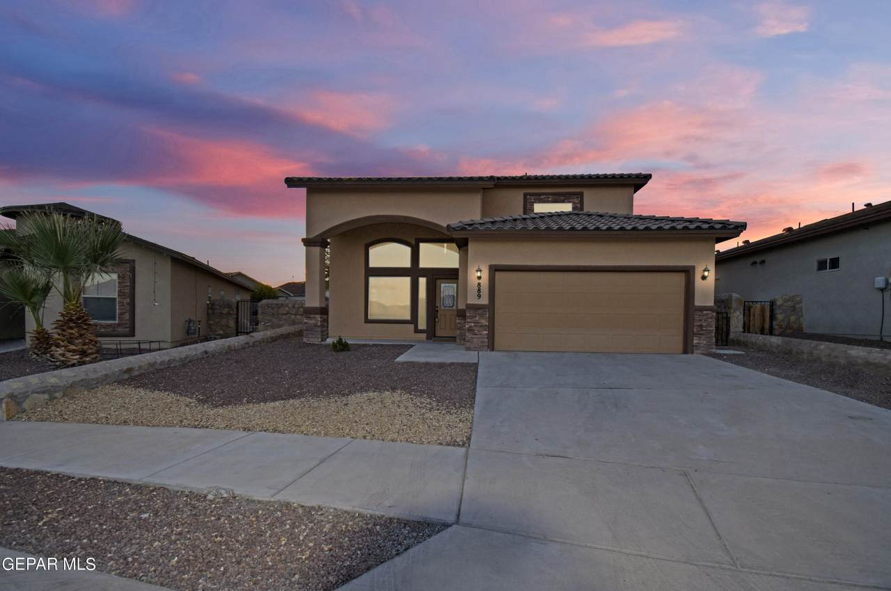 889 Blue Park Avenue - Photo 1