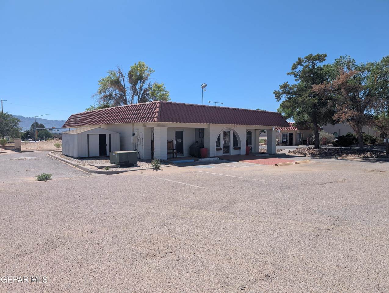 1301 Country Club - Photo 1