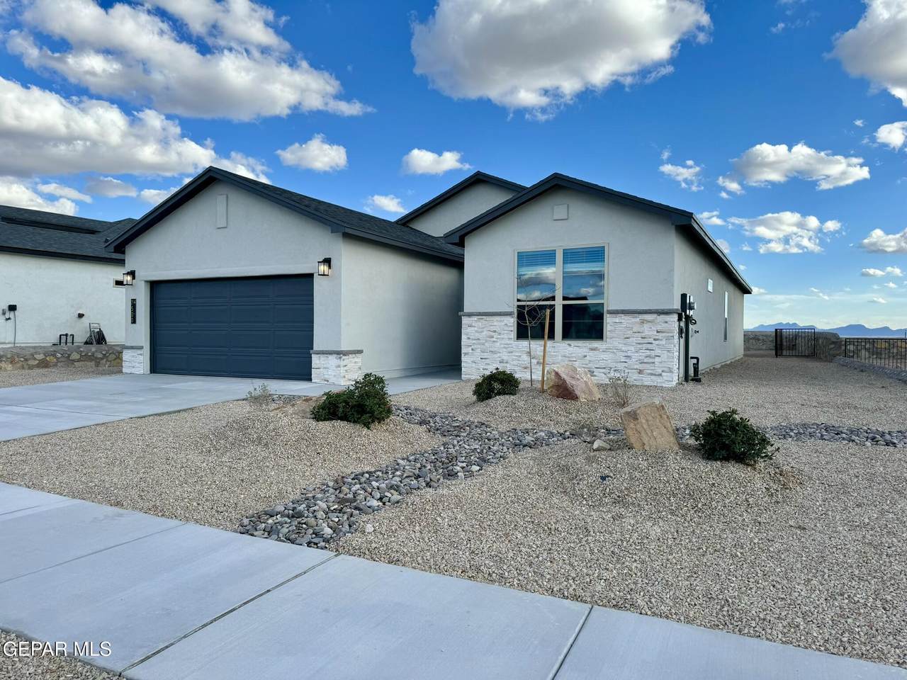 7500 Enchanted Ridge Drive - Photo 1