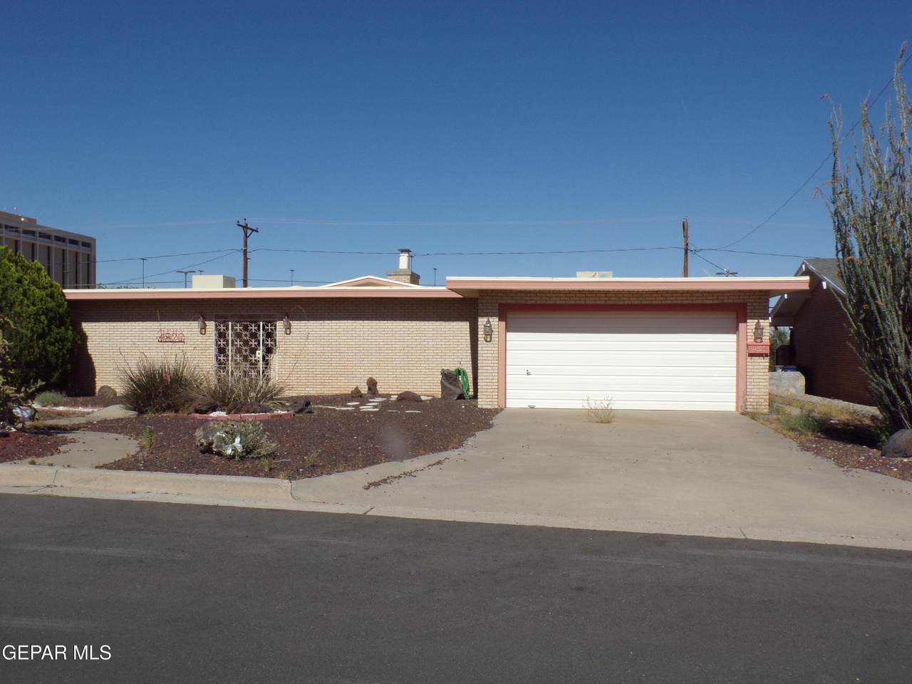 4820 Louisiana Street - Photo 1