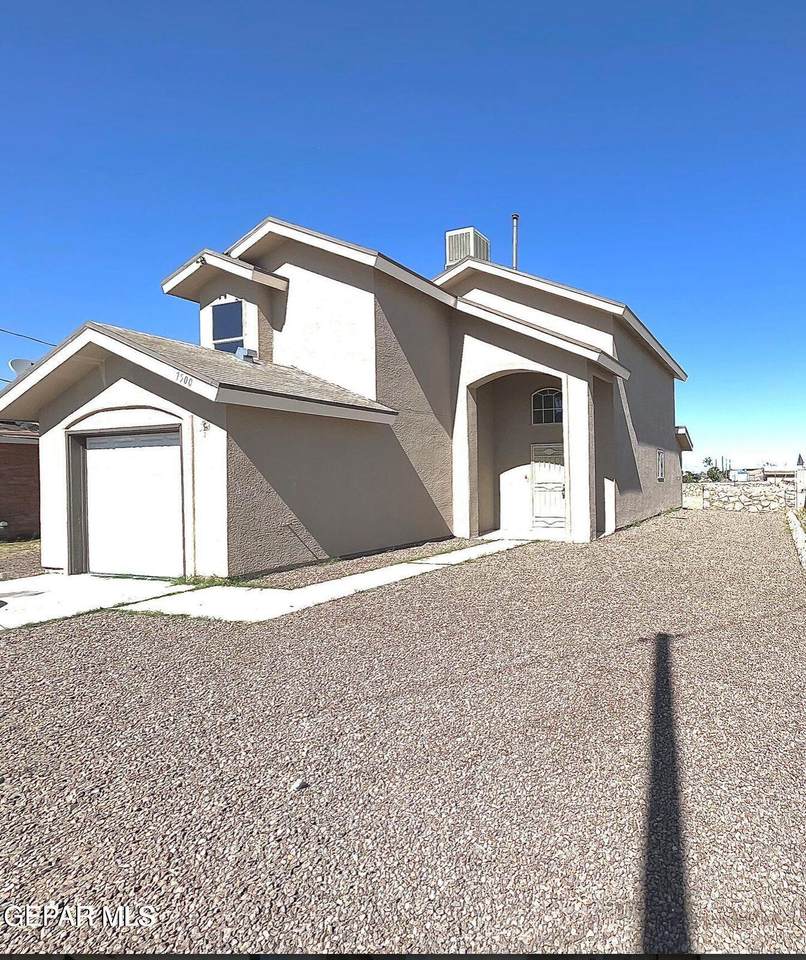 7500 Howard Street - Photo 1