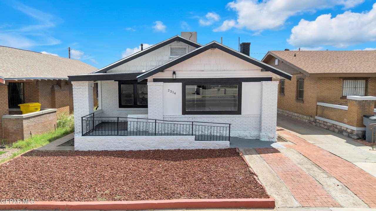 2314 Montana Avenue - Photo 1