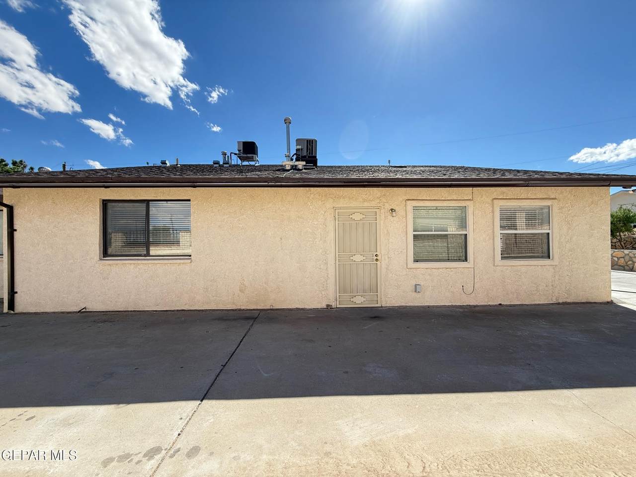 9001 Comet, Apt B Street - Photo 1