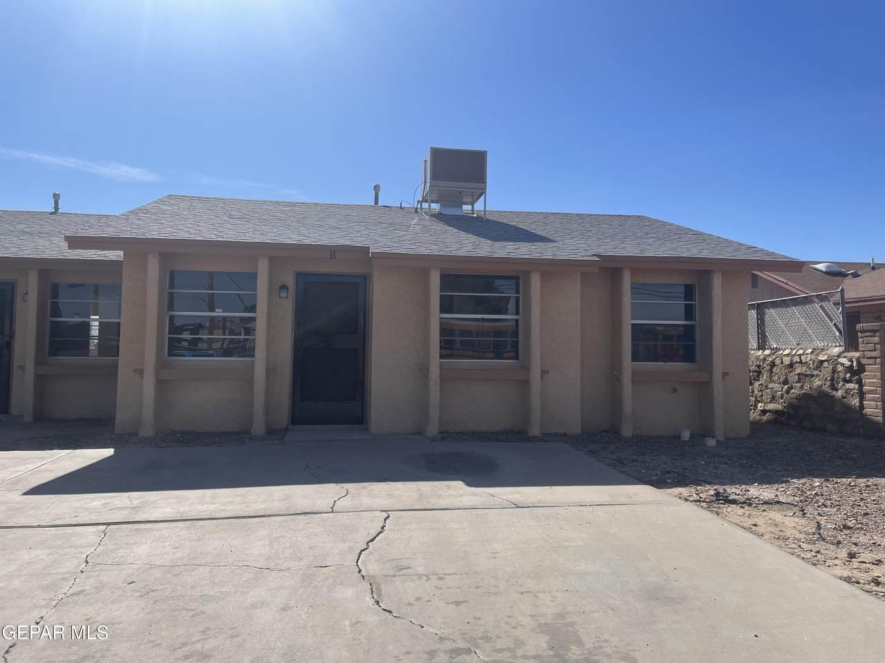 204 Prado Road - Photo 1