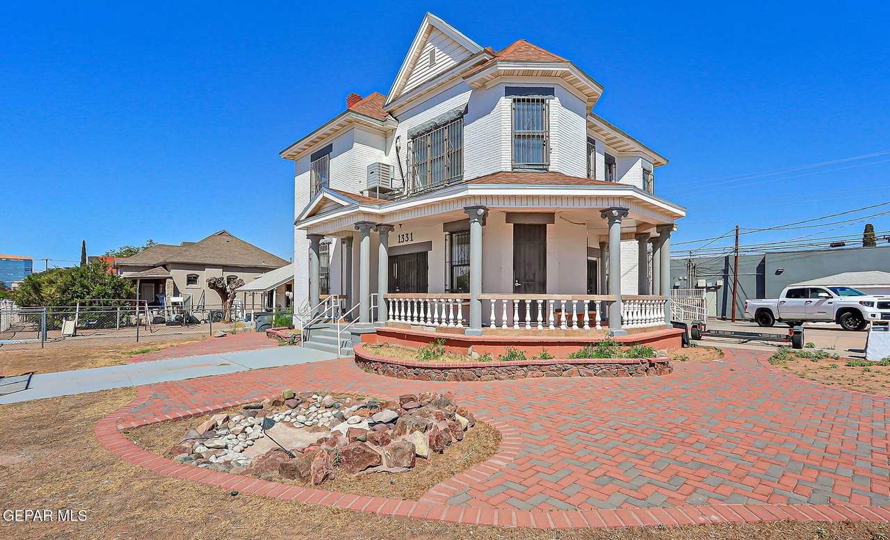 1331 Wyoming Avenue - Photo 1