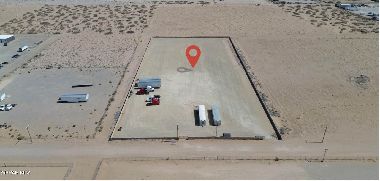 1008 Berryville Street - Photo 1