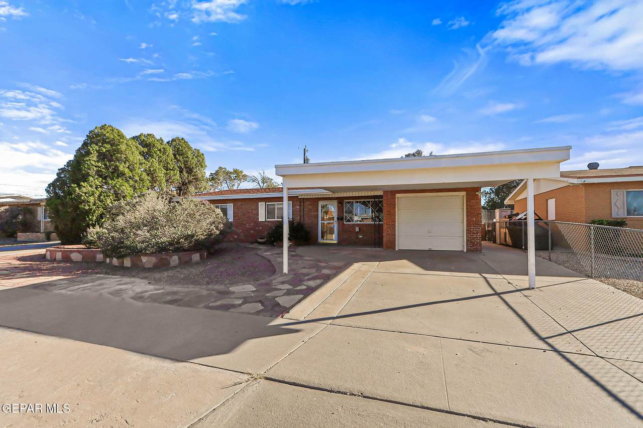 5828 Sturgeon Drive - Photo 1