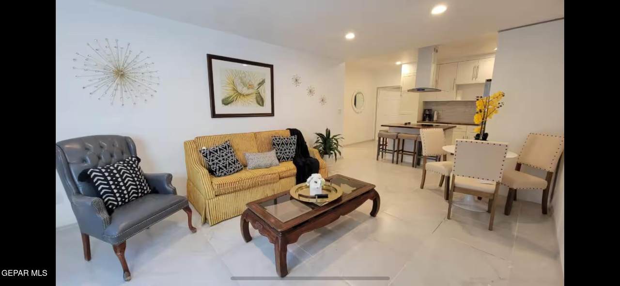 5405 Montoya - Photo 1