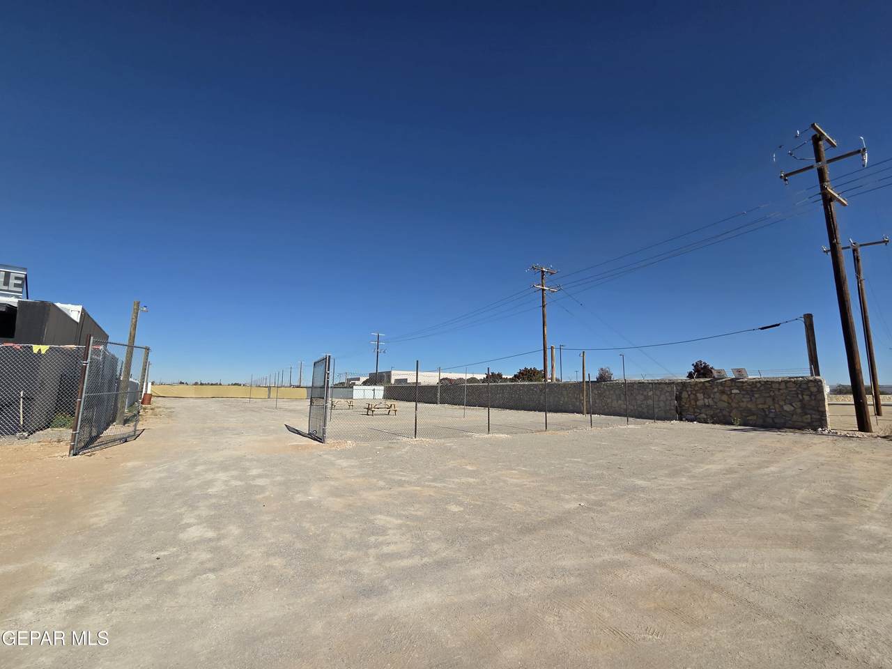 13481 Montana Avenue - Photo 1