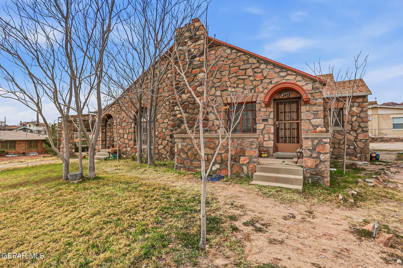 4333 Pershing Drive - Photo 1