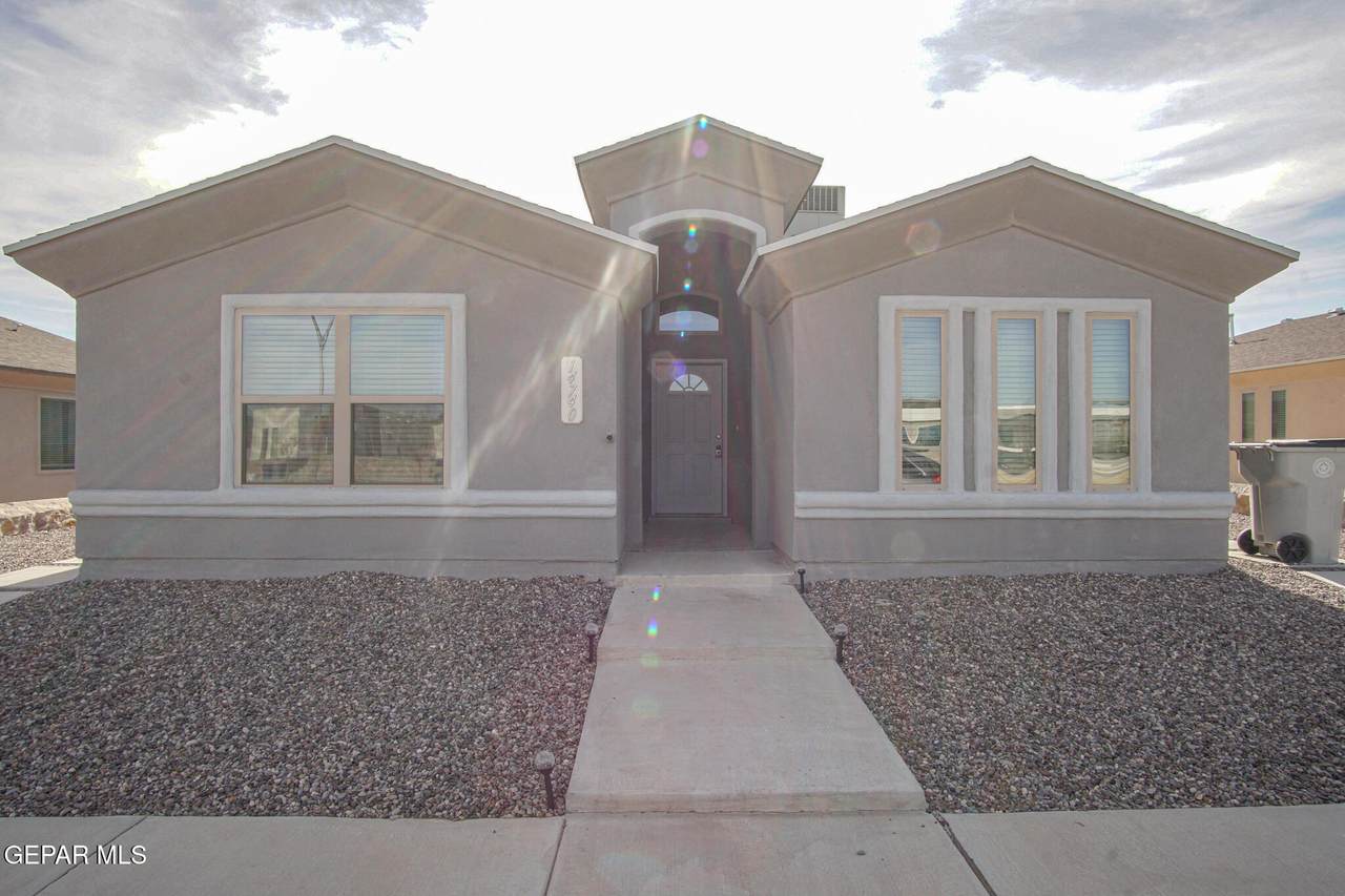 14740 Charles Foster Avenue - Photo 1