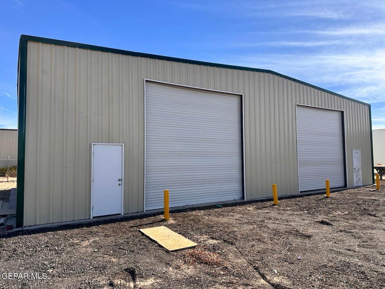 13939 Windermere Avenue - Photo 1