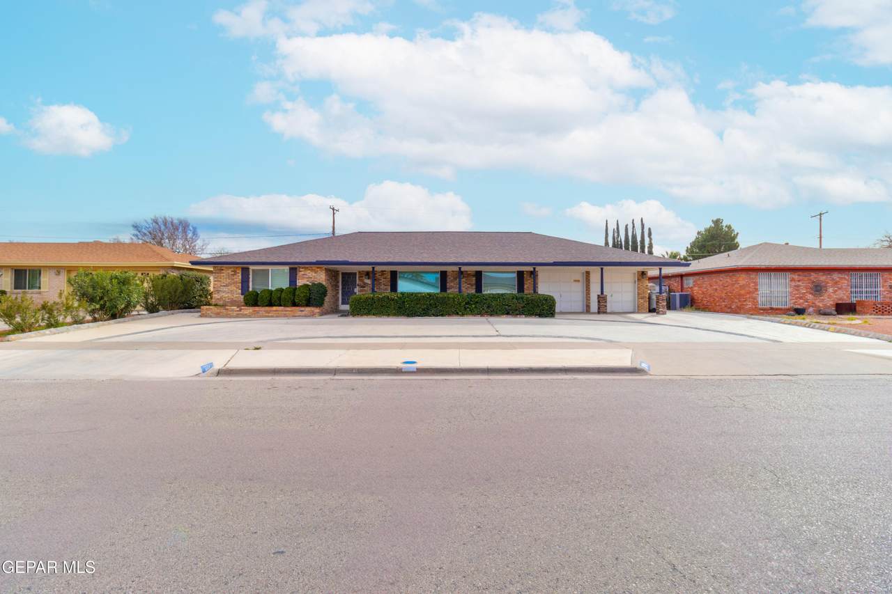 8608 Catalpa Lane - Photo 1