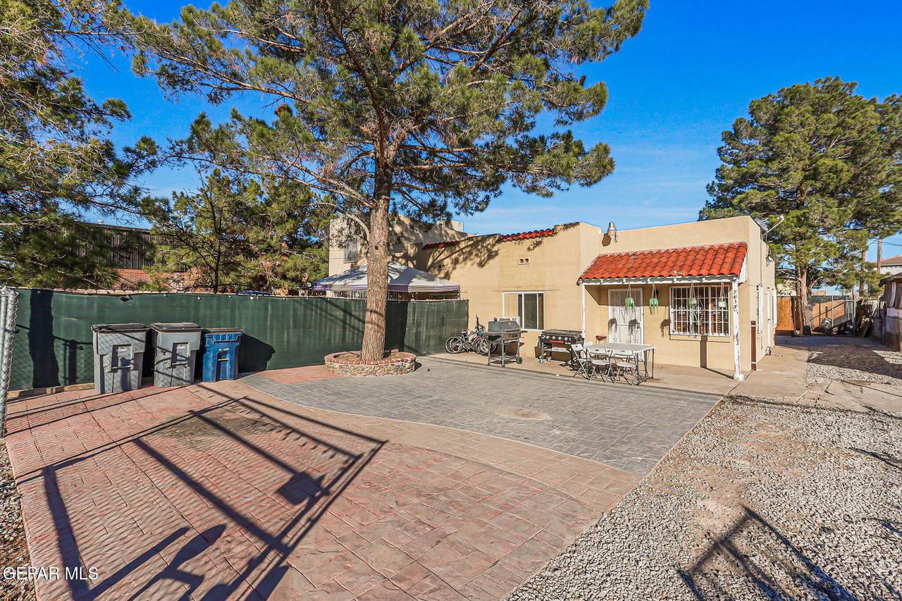 7859 Rosemary St - Photo 1