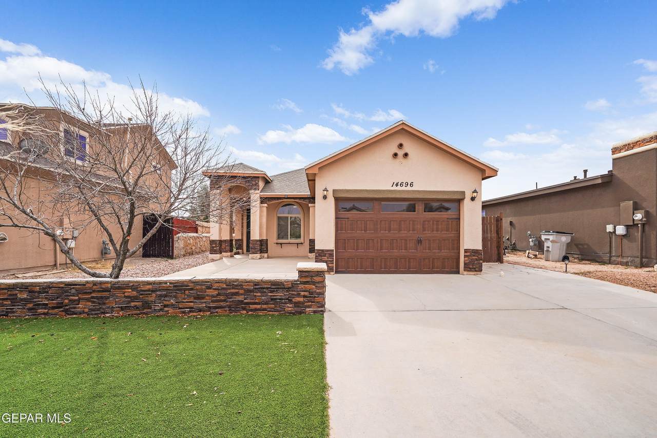 14696 Jesus Almeida - Photo 1