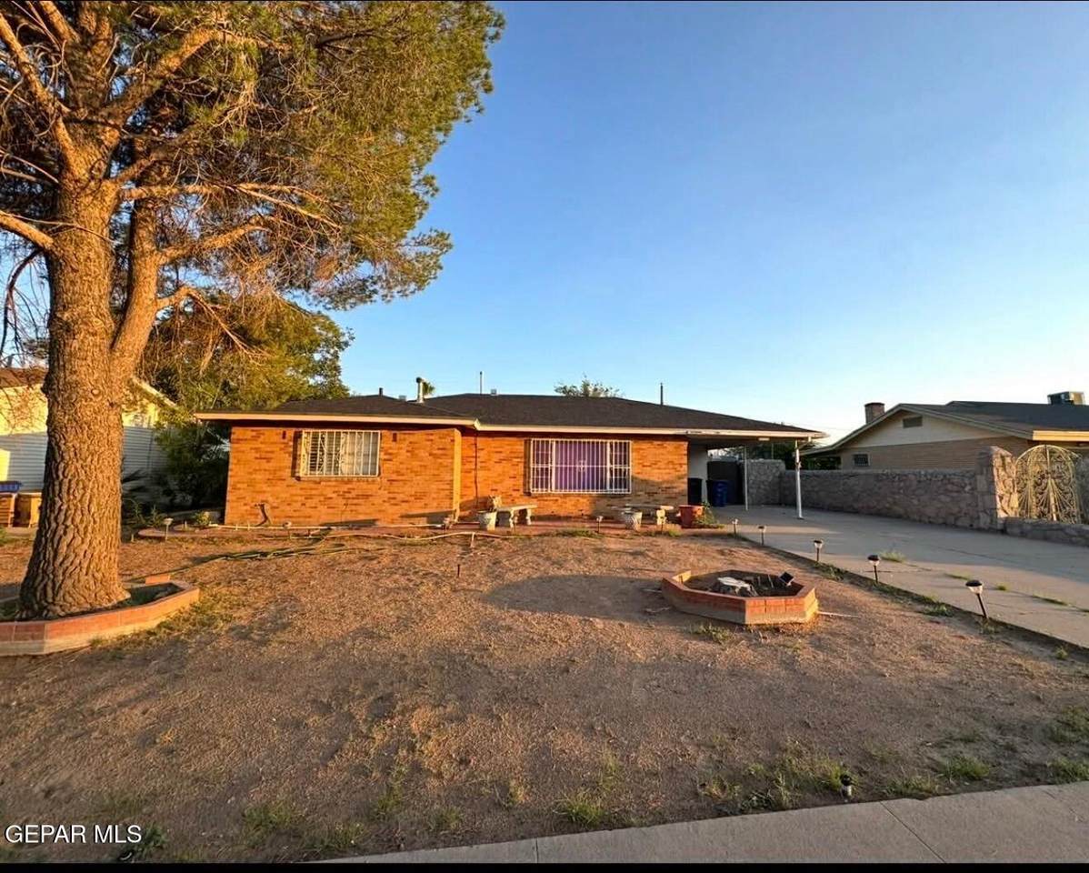 8208 Dempsey Avenue - Photo 1