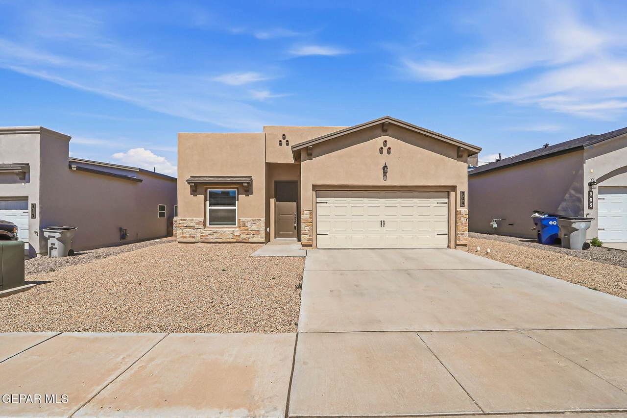909 Ada Lane - Photo 1