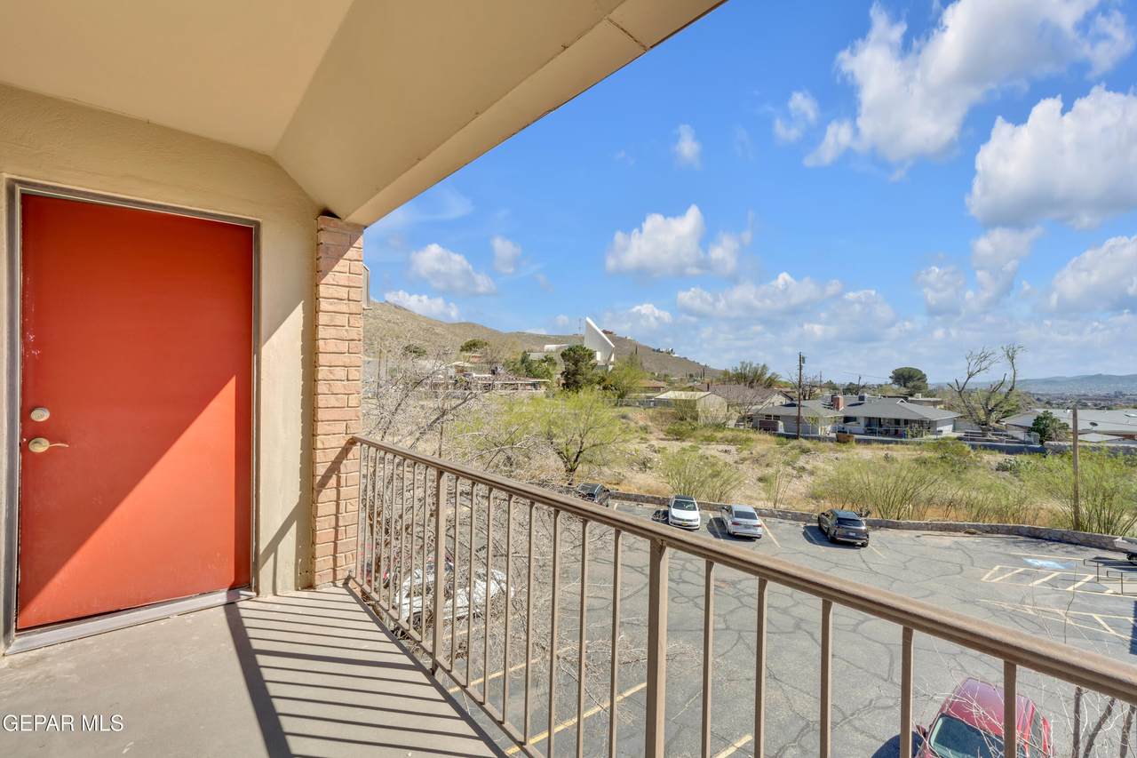 4433 Stanton Street - Photo 1
