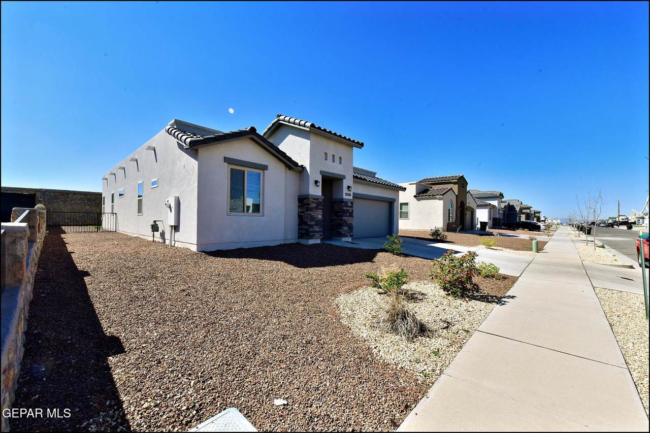13146 Cleethorpes Street - Photo 1