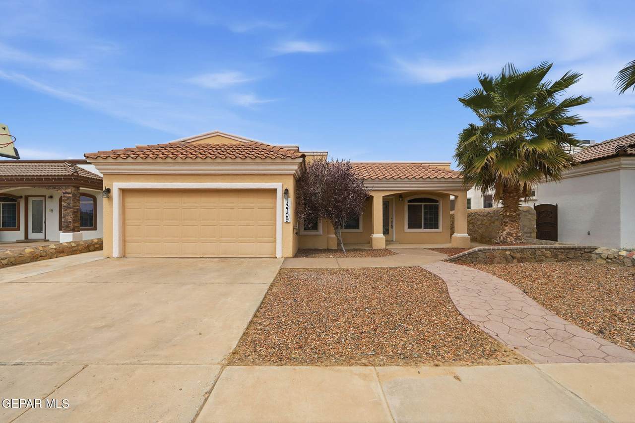 13709 Paseo Sereno Drive - Photo 1