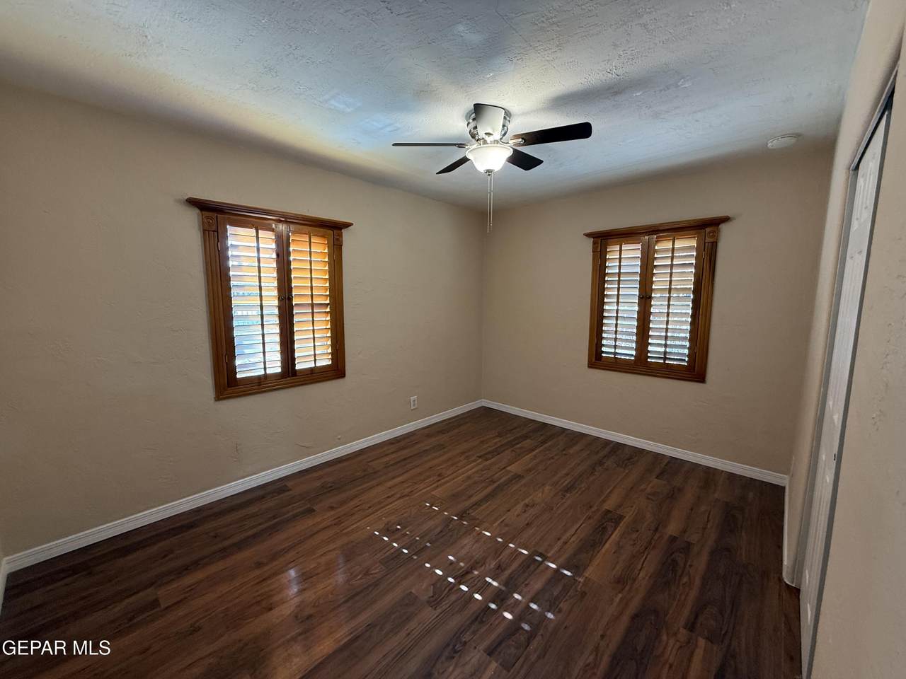 3411 Leavell Avenue - Photo 1