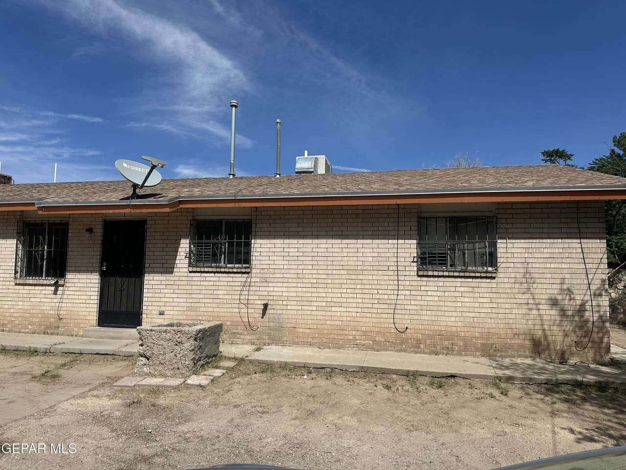 7828 West Drive - Photo 1
