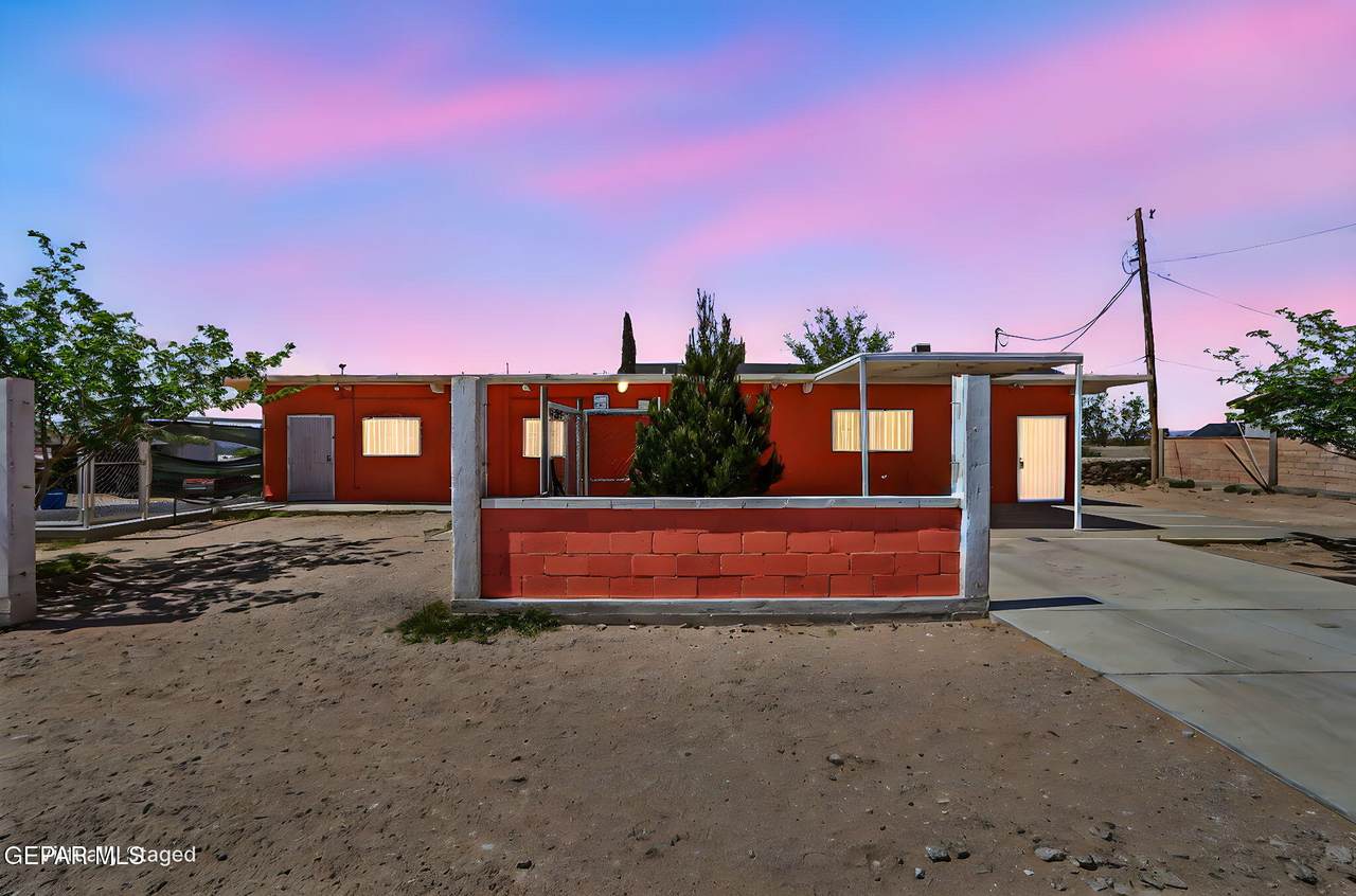 13099 Bowdoin Drive - Photo 1