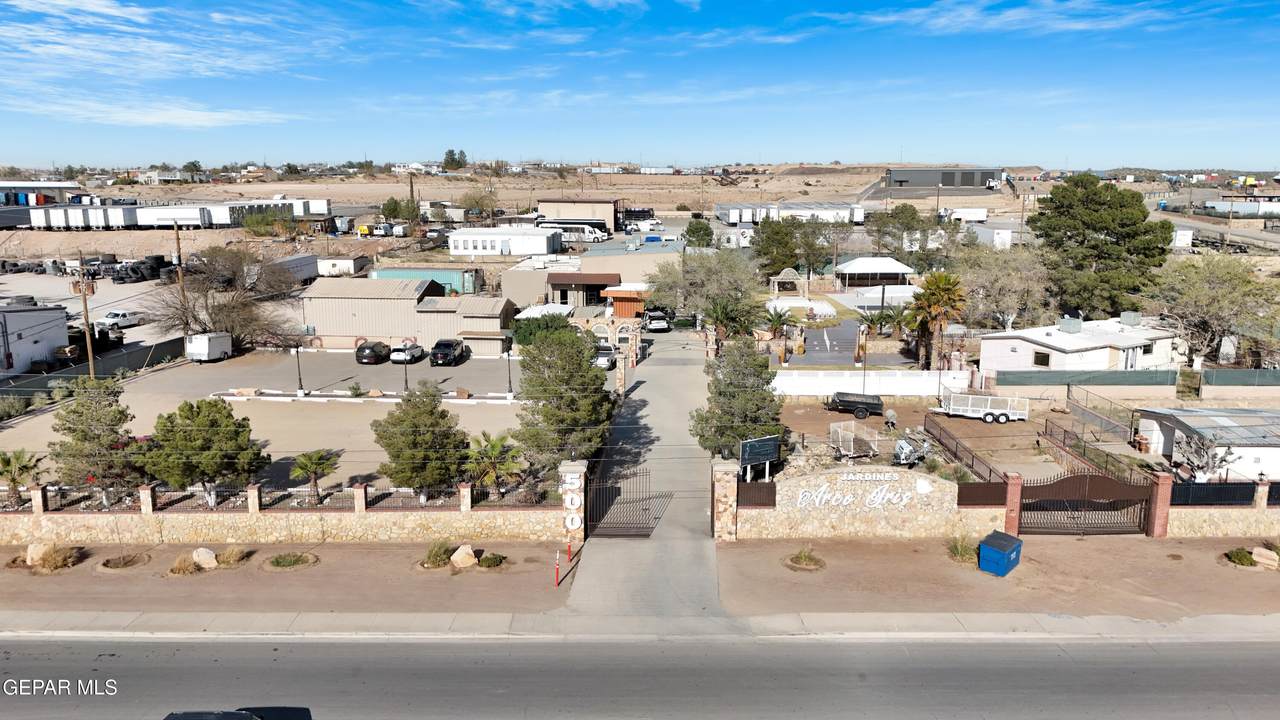 500 Peyton Road - Photo 1
