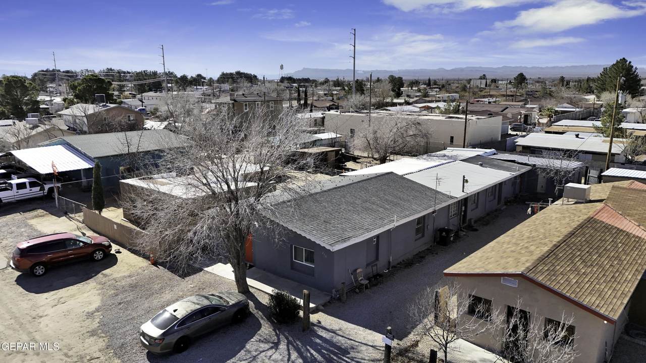 218 I Avenue - Photo 1