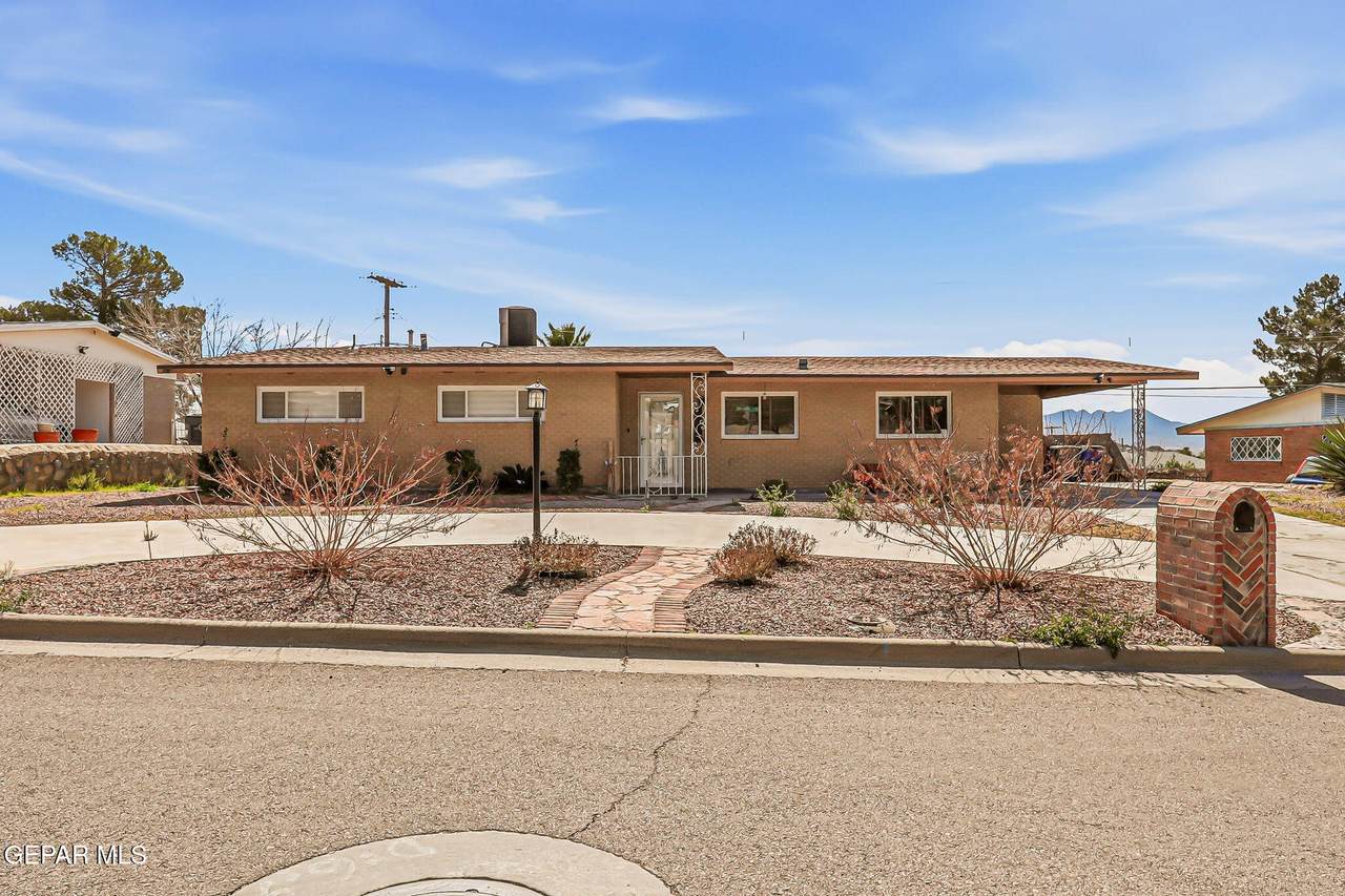 4312 Wallington Drive - Photo 1