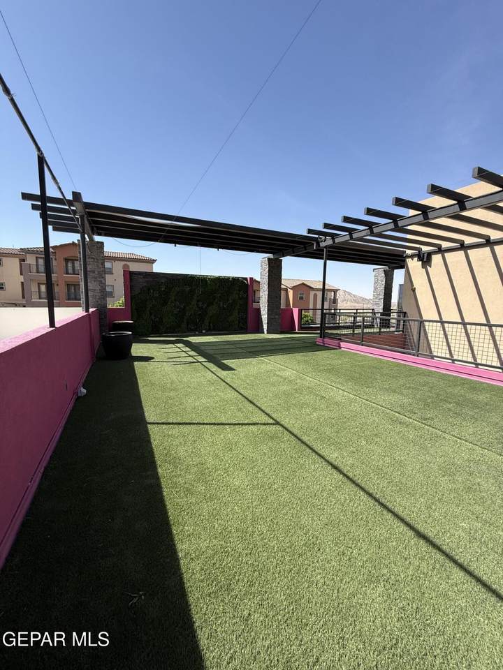 https://bt-photos.global.ssl.fastly.net/elpaso/1280_boomver_1_941438-2.jpg