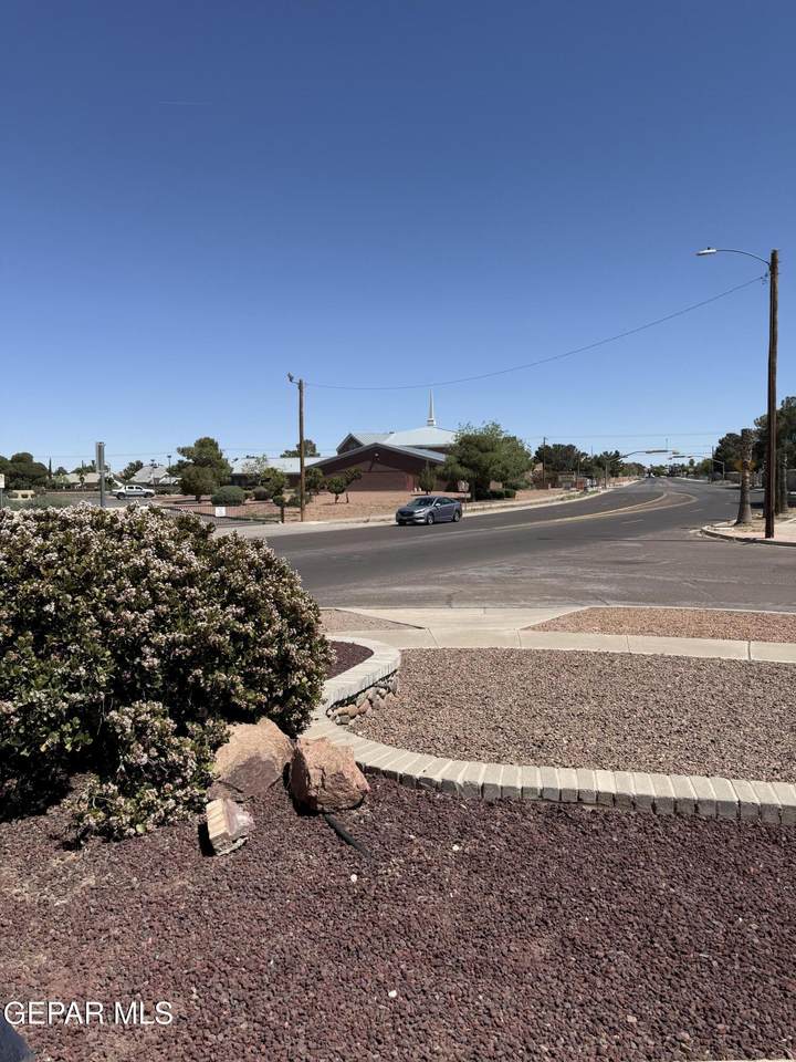 https://bt-photos.global.ssl.fastly.net/elpaso/1280_boomver_1_941575-2.jpg