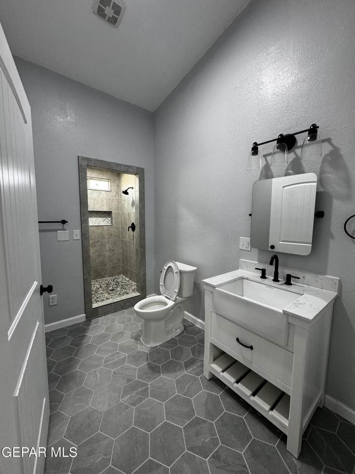 https://bt-photos.global.ssl.fastly.net/elpaso/1280_boomver_1_941894-2.jpg
