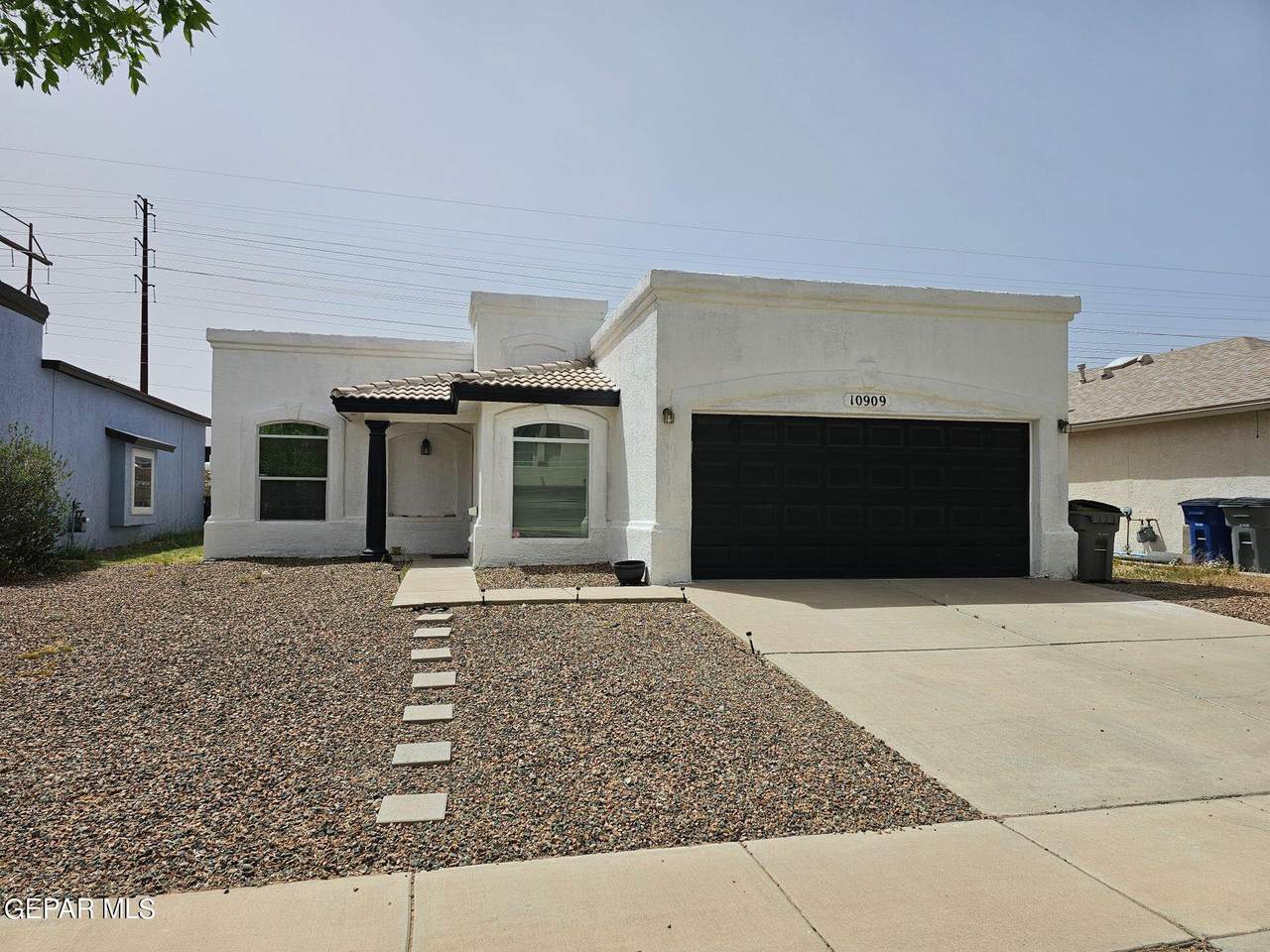 10909 Northview Drive - Photo 1