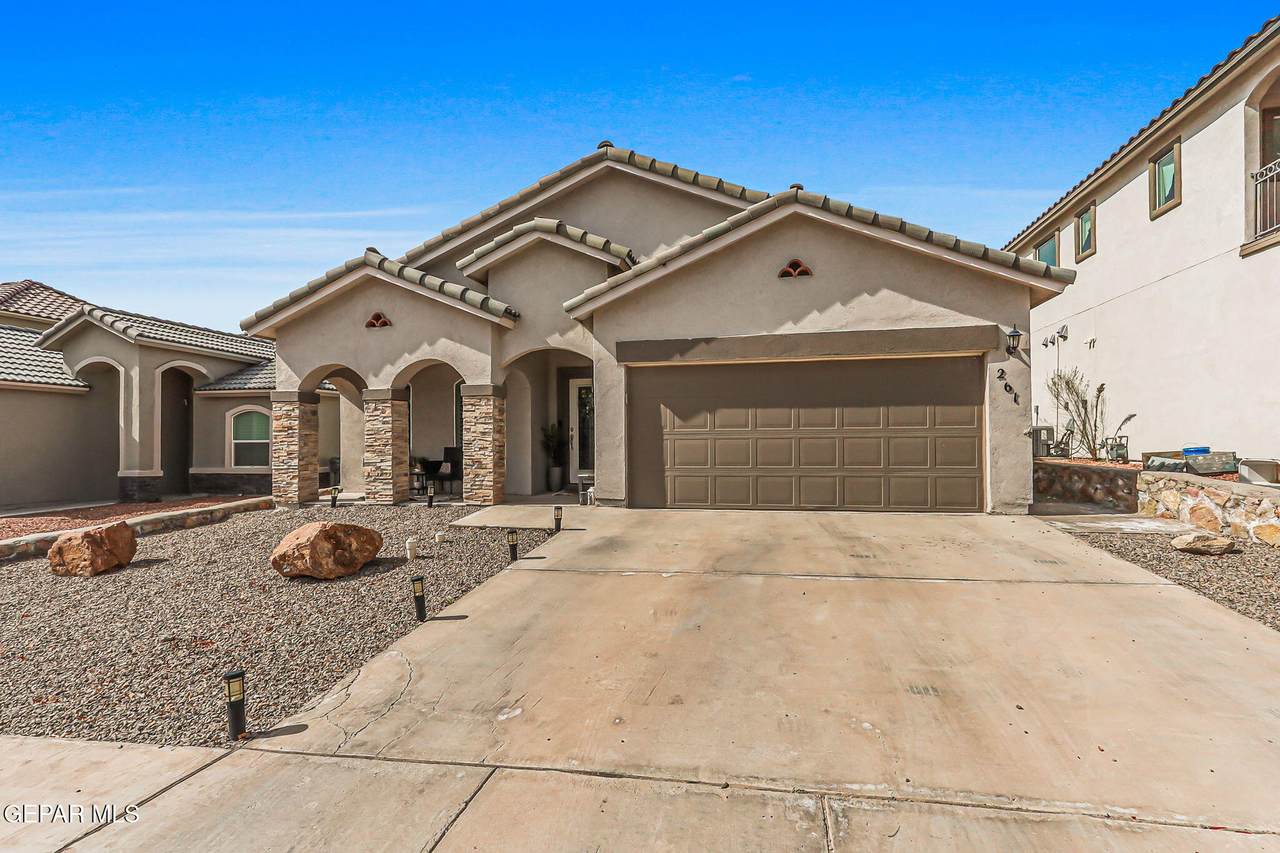 261 Penbridge Place - Photo 1