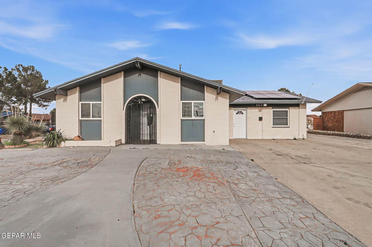 2624 Lake Victoria Drive - Photo 1